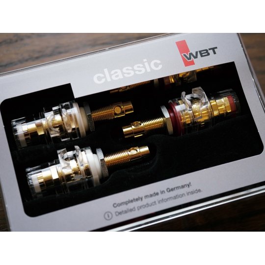 WBT-0765 pole terminals classic isolated 4 pieces boxed edition